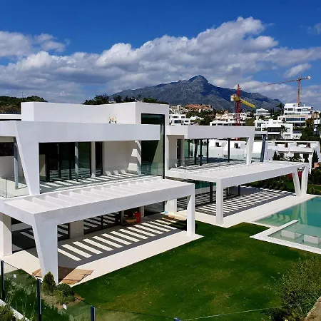 Haza Del Conde - Eaw Homes