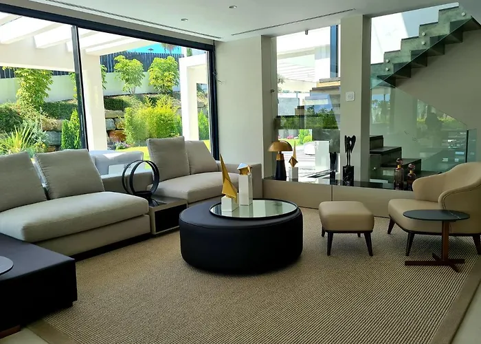 Villa Haza Del Conde - Eaw Homes *