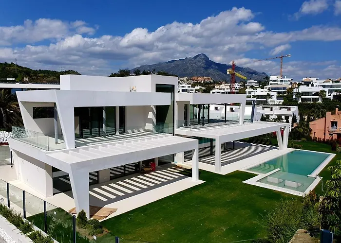 Haza Del Conde - Eaw Homes