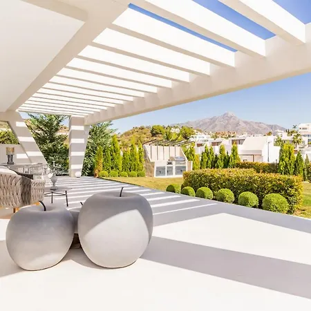 Haza Del Conde - Eaw Homes